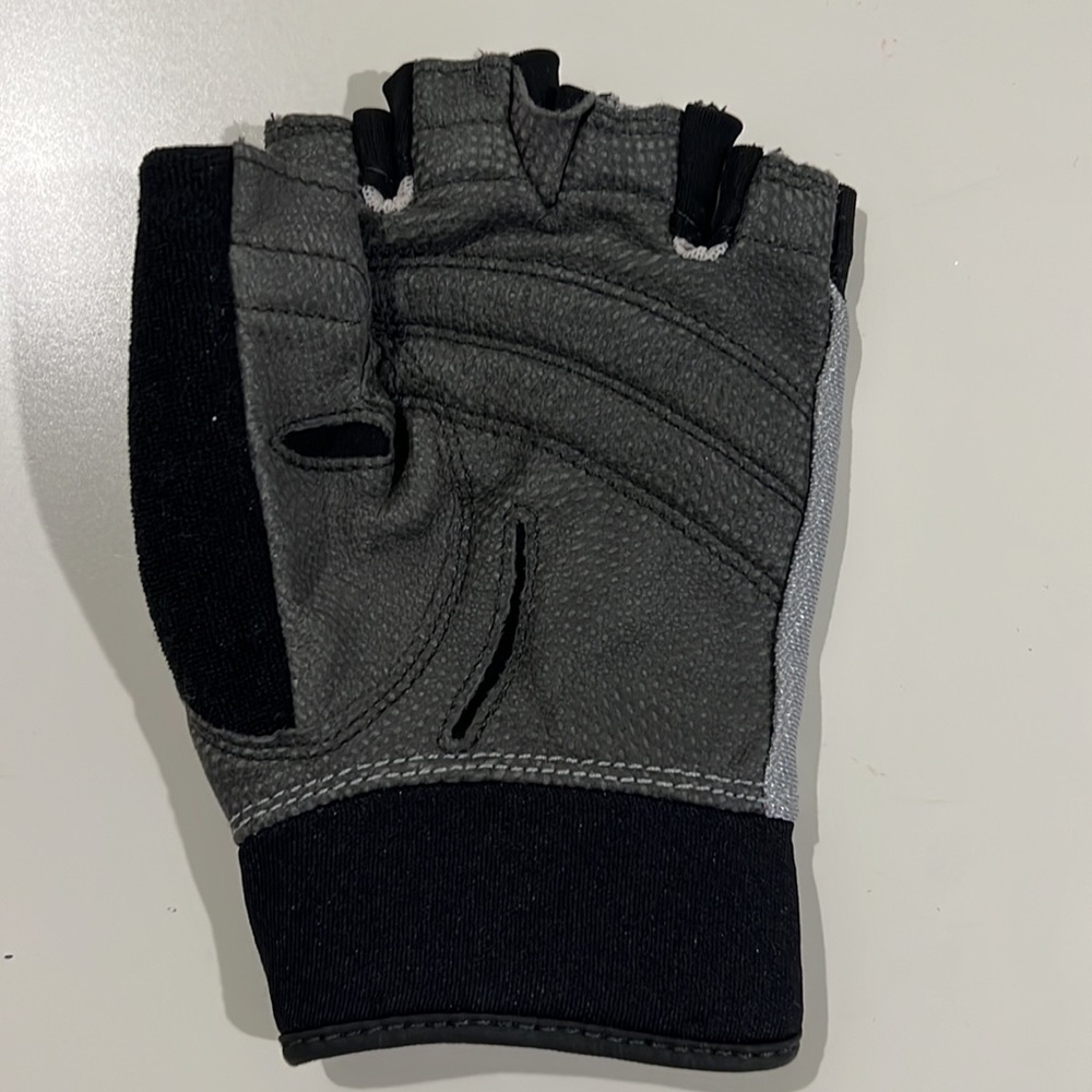 Bionic gloves - Picture 4 of 6